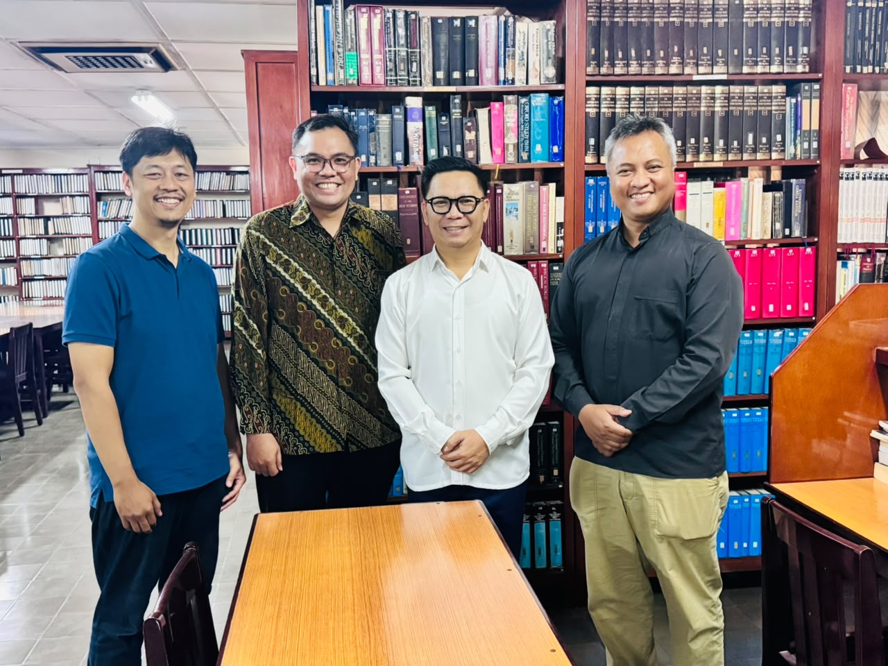 Perkuat Akses Akademik, Perpustakaan Kolsani Yogyakarta dan STTII Resmi Jalin Kerja Sama